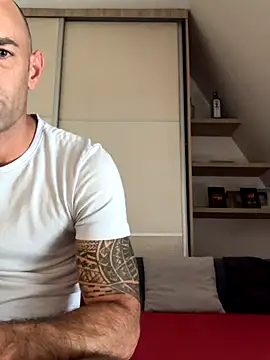 Snapshot of Enriko_Aisah2025 chatting on 09-09-25, 01:32 Enriko Aisah2025 online show from 09-09-25, 01:32