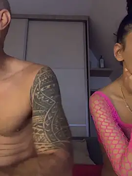 Snapshot of Enriko_Aisah2025 chatting on 09-20-25, 04:41 Enriko Aisah2025 online show from 09-20-25, 04:41