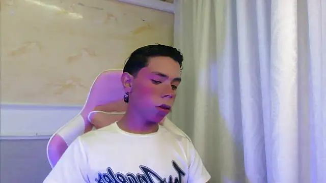ALEX HOTl  online show from 09-26-25, 07:01