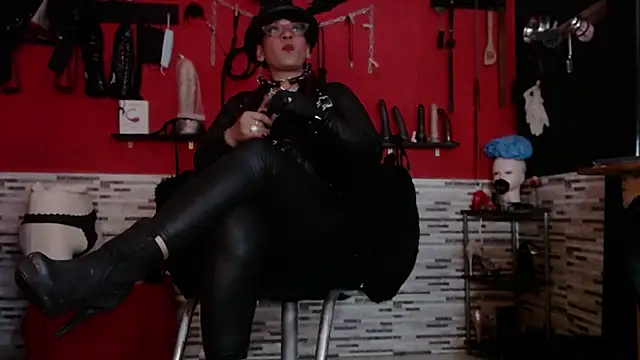 Miss Mirandaa online show from 11-08-25, 11:47