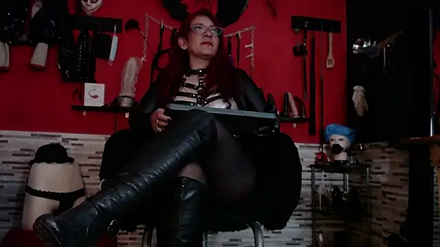 Miss Mirandaa online show from 11-20-25, 12:22