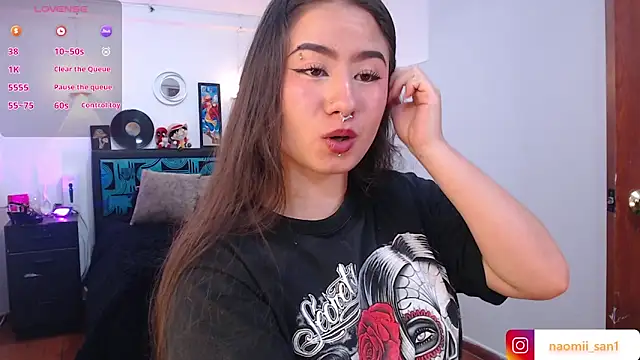 naomii san online show from 09-08-25, 08:52