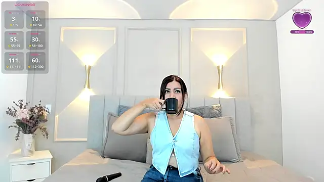 victoria bourne online show from 11-28-25, 07:16