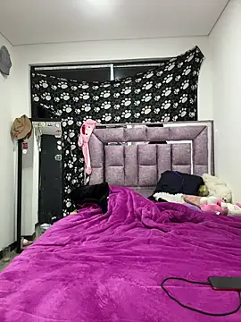 Miss-Jimena online show from 10-18-25, 07:42