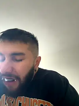 Snapshot of Diicaprio69 chatting on 10-07-25, 09:34 Diicaprio69 online show from 10-07-25, 09:34