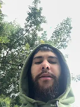 Snapshot of Diicaprio69 chatting on 10-24-25, 08:38 Diicaprio69 online show from 10-24-25, 08:38