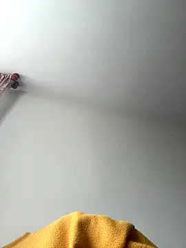 Snapshot of Diicaprio69 chatting on 11-06-25, 05:36 Diicaprio69 online show from 11-06-25, 05:36