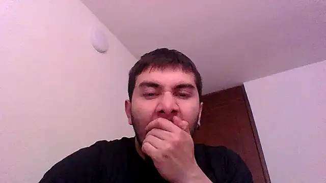 Snapshot of Diicaprio69 chatting on 11-19-25, 09:15 Diicaprio69 online show from 11-19-25, 09:15