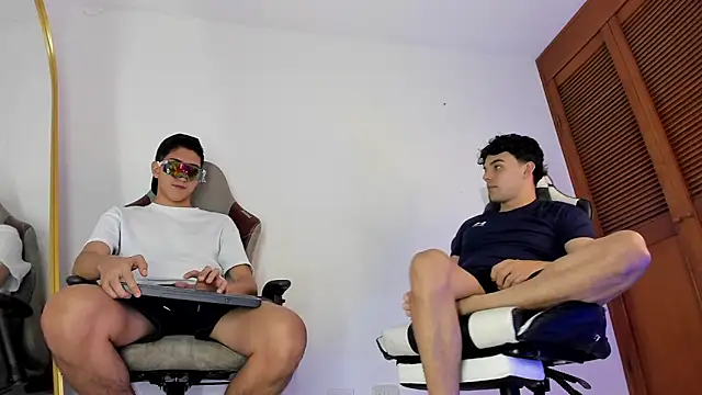 sotooliver3 online show from 02-26-26, 10:09