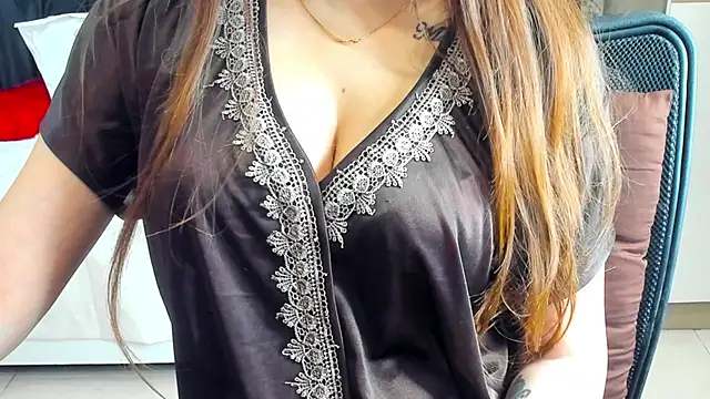 Shawtty Girl online show from 10-22-25, 06:24