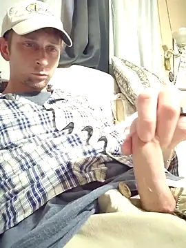 Snapshot of mresquared chatting on 02-19-26, 07:32 mresquared online show from 02-19-26, 07:32