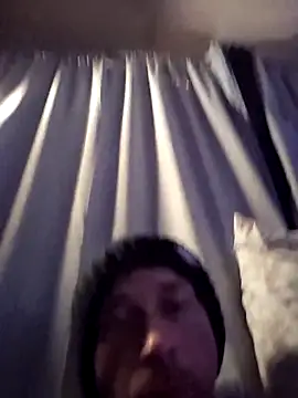 Snapshot of mresquared chatting on 02-27-26, 05:40 mresquared online show from 02-27-26, 05:40