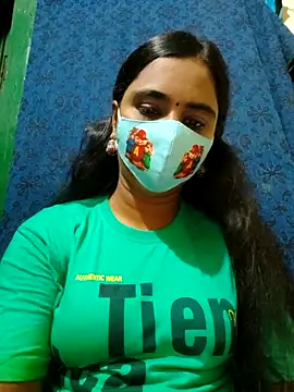 mini-queen online show from 10-14-25, 04:30