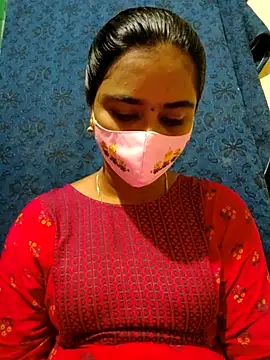 mini-queen online show from 10-19-25, 08:15