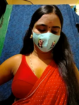 mini-queen online show from 10-30-25, 06:08