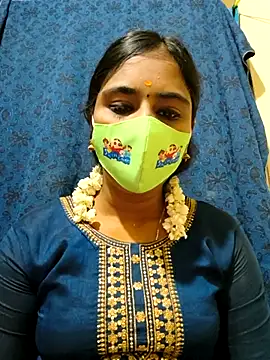 mini-queen online show from 11-15-25, 06:22