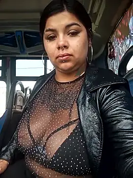 snow belle online show from 11-30-25, 06:34