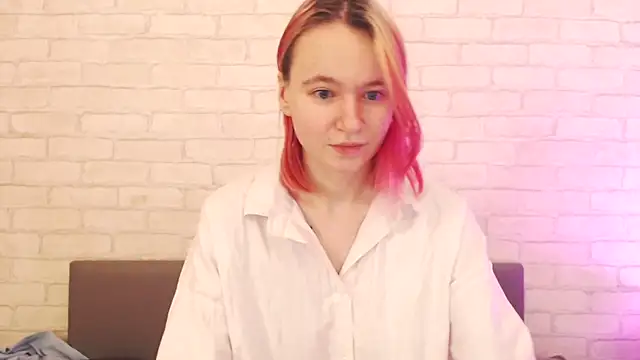 Ericha Stone online show from 12-01-25, 01:43