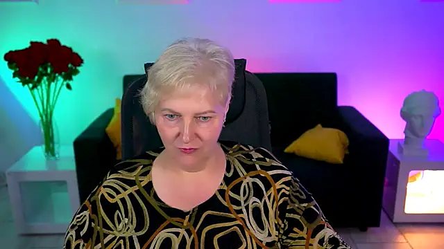 Snapshot of MaryMogan chatting on 09-16-25, 01:45 MaryMogan online show from 09-16-25, 01:45