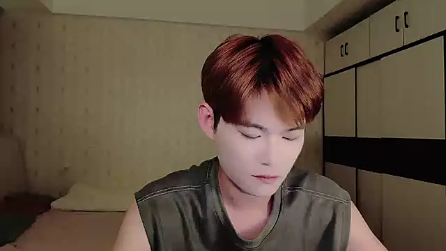 Dancer03 online show from 10-04-25, 02:37