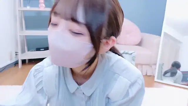 Mashiro-chan online show from 10-06-25, 07:17