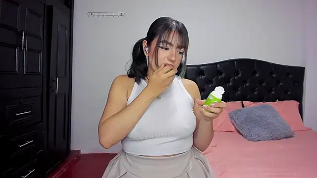 sammy bunny1 online show from 10-12-25, 03:38