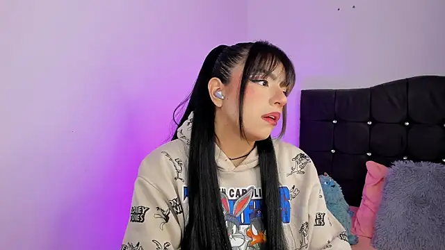 Snapshot of sammy_bunny1 chatting on 11-28-25, 02:58 sammy bunny1 online show from 11-28-25, 02:58