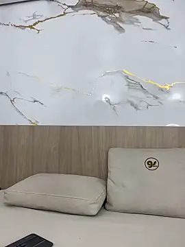 emily browne online show from 10-17-25, 07:38