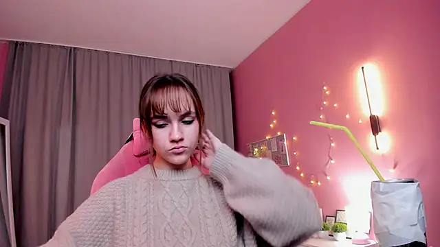 Jamie Chung online show from 11-23-25, 01:05