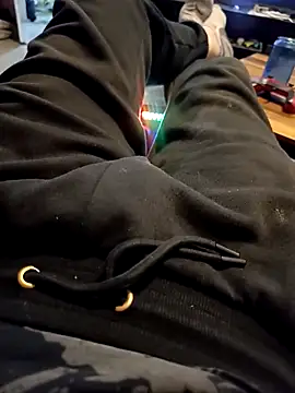 Frnlove521 online show from 11-16-25, 05:02