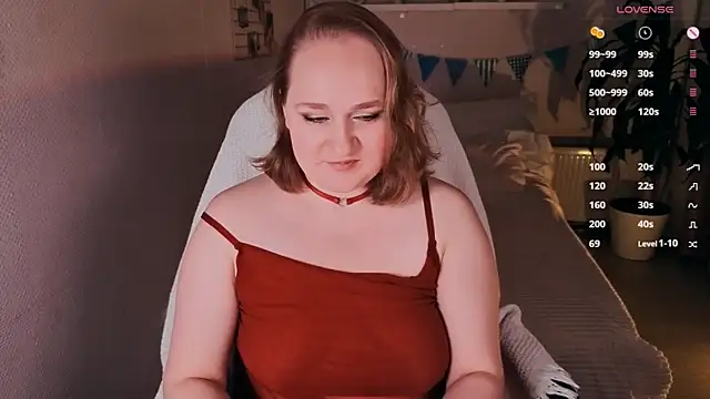 Snapshot of Kitty_Rest_ chatting on 10-07-25, 03:31 Kitty Rest online show from 10-07-25, 03:31