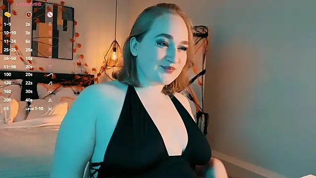 Snapshot of Kitty_Rest_ chatting on 10-17-25, 02:52 Kitty Rest online show from 10-17-25, 02:52