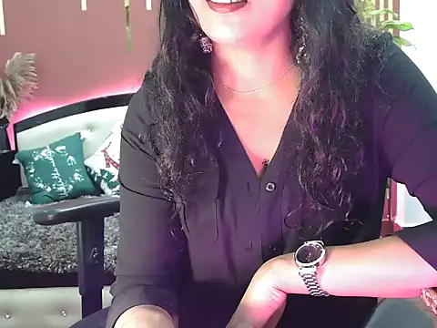 Snapshot of shaalu_sharma chatting on 10-22-25, 07:30 shaalu sharma online show from 10-22-25, 07:30