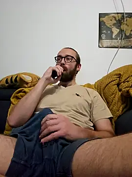 Loopertz online show from 10-24-25, 06:21