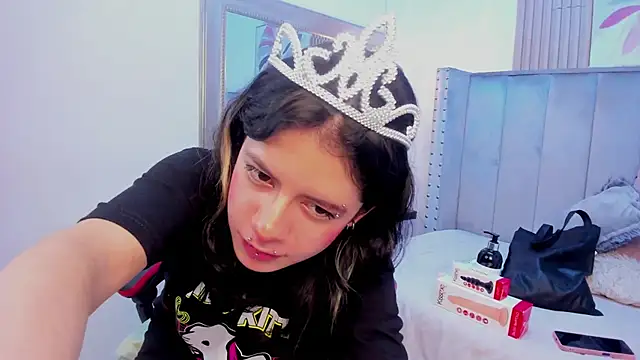 Snapshot of Miyu_Komori chatting on 03-01-26, 01:02 Miyu Komori online show from 03-01-26, 01:02