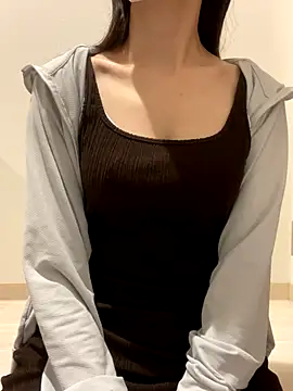 Snapshot of yayoi_jp chatting on 11-12-25, 01:11 yayoi jp online show from 11-12-25, 01:11