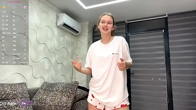 CharlynDini online show from 10-21-25, 04:19