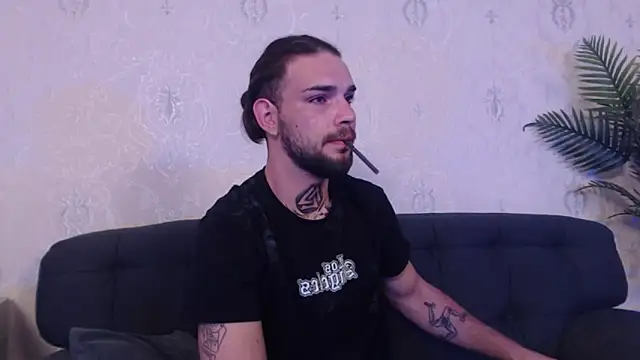 DanyelCarter online show from 09-10-25, 07:25
