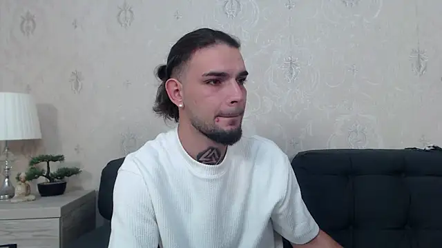 DanyelCarter online show from 10-12-25, 06:29