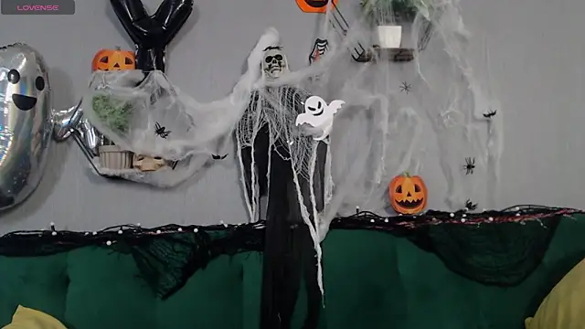 DanyelCarter online show from 10-28-25, 06:43