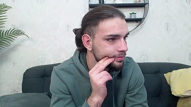 DanyelCarter online show from 11-11-25, 07:03