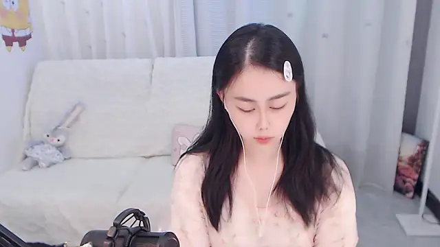 BOBO-jiang online show from 09-29-25, 12:54