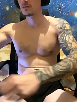 Snapshot of fronkie9384 chatting on 11-10-25, 08:30 fronkie9384 online show from 11-10-25, 08:30