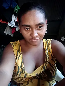 Lucy-Ferr online show from 12-17-25, 07:42