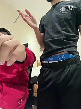 mixedcouplee69 online show from 12-17-25, 09:43