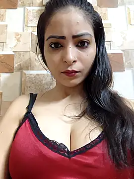 QUEEN-ADITI online show from 09-12-25, 08:47