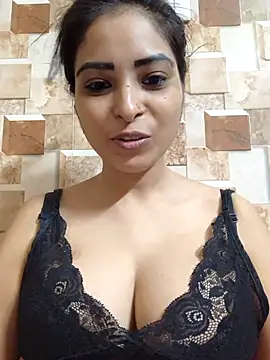 QUEEN-ADITI online show from 09-24-25, 02:26
