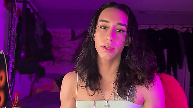 xoFrankie online show from 11-30-25, 02:26