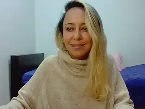 leah susman online show from 09-26-25, 01:53