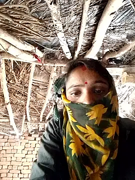 Snapshot of Priyanka_thakurr chatting on 12-03-25, 07:16 Priyanka thakurr online show from 12-03-25, 07:16